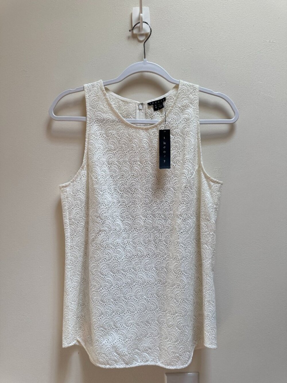 NWT Theory Ellice White Cotton Eyelet Sleeveless Top